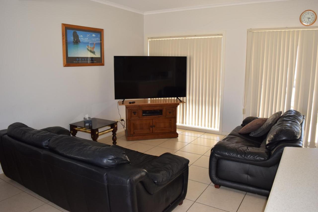 Christies Seahorse Holiday Townhouses Port Noarlunga エクステリア 写真